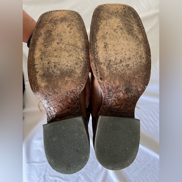 Ariat boots-7.5 - Picture 7 of 7